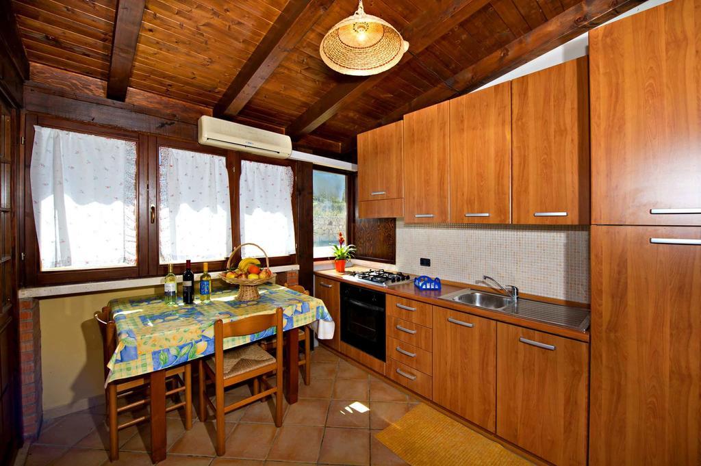 Blunda Holiday Home Castellammare del Golfo Zimmer foto