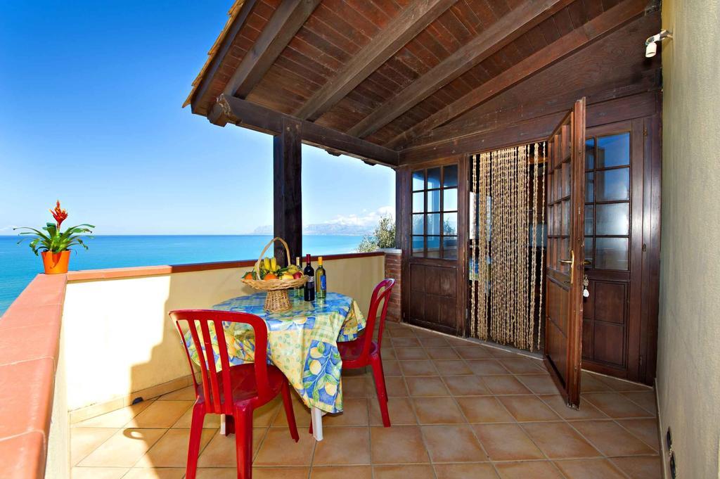 Blunda Holiday Home Castellammare del Golfo Zimmer foto
